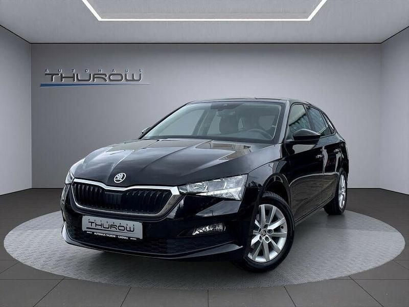 Gebraucht Skoda Scala Ambition 110 PS (80 kW) 2023 Schwarzmagic perleffekt Kleinwagen