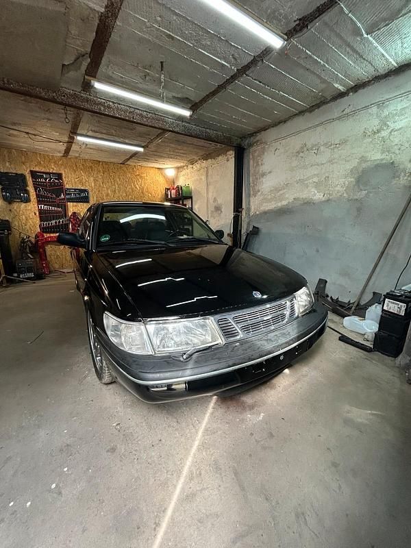Second-hand Saab 900 185 CP (136 kW) 1994 Negru Coupe