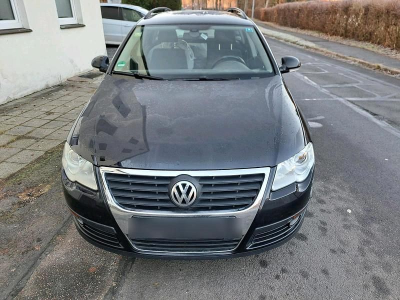 Gebraucht 2006 VW Passat Kombi | 1.150 € (Guter Preis) - Bild 1/4