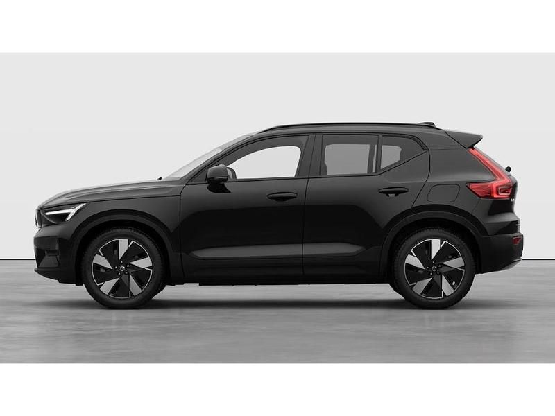 Neu Volvo EX40 Ultra 185 kW (252 PS) 2025 Schwarz SUV