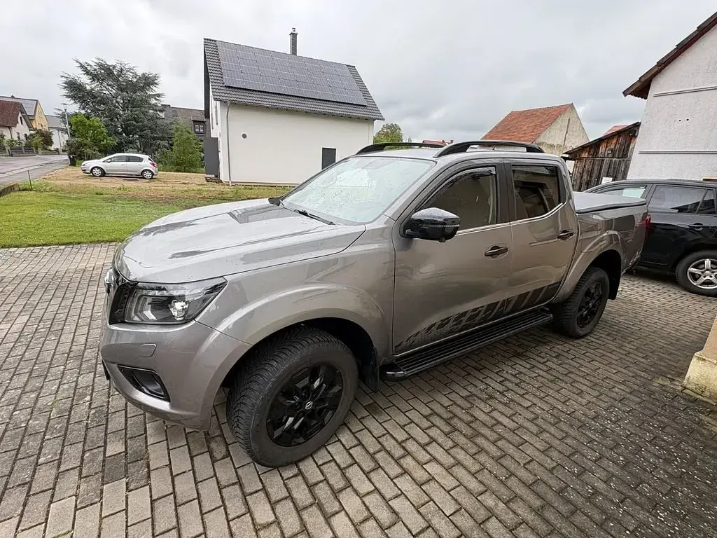 Gebraucht Nissan Navara 190 PS (139 kW) 2021 Grau Pickup