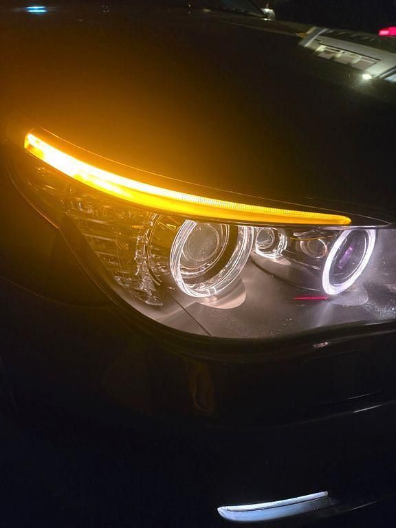 Gebraucht BMW 530 235 PS (172 kW) 2010 Grau Kombi