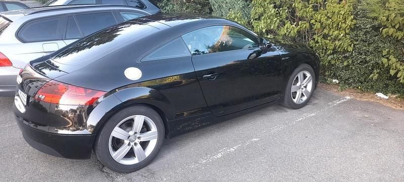 Schwarz Gebraucht 2011 Audi TT Coupé | 14.000 € (Teuer) - Bild 1/4