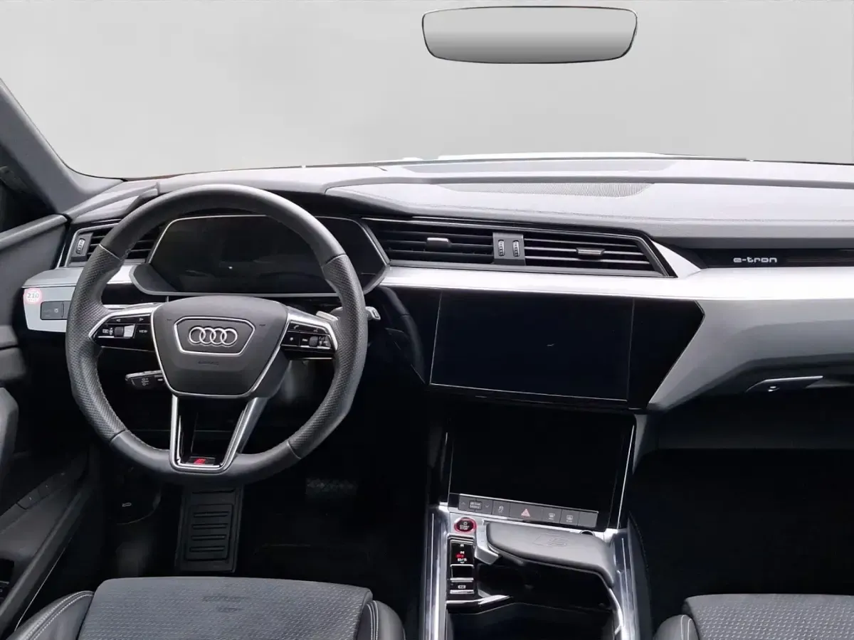 Gebraucht Audi e-tron Ambiente 369 kW (503 PS) 2022 SUV