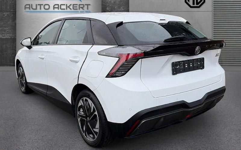 Gebraucht MG MG4 EV 125 kW (170 PS) 2023 Weiß Kleinwagen