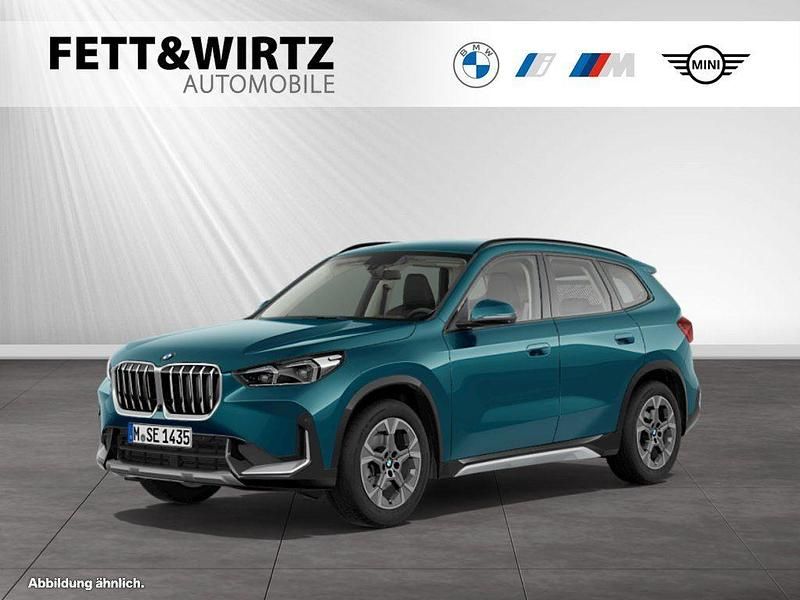Bmw individual blue bay lagoon metallic Gebraucht 2024 BMW X1 xLine SUV | 40.400 € (Etwas zu teuer) - Bild 1/3