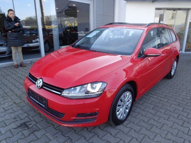 Gebraucht VW Golf VII 105 PS (77 kW) 2014 Rot Kombi