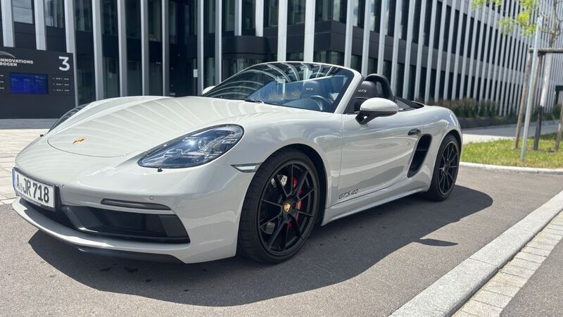 Weiß Gebraucht 2020 Porsche Boxster GTS Cabrio | 88.718 € (Fairer Preis) - Bild 1/4