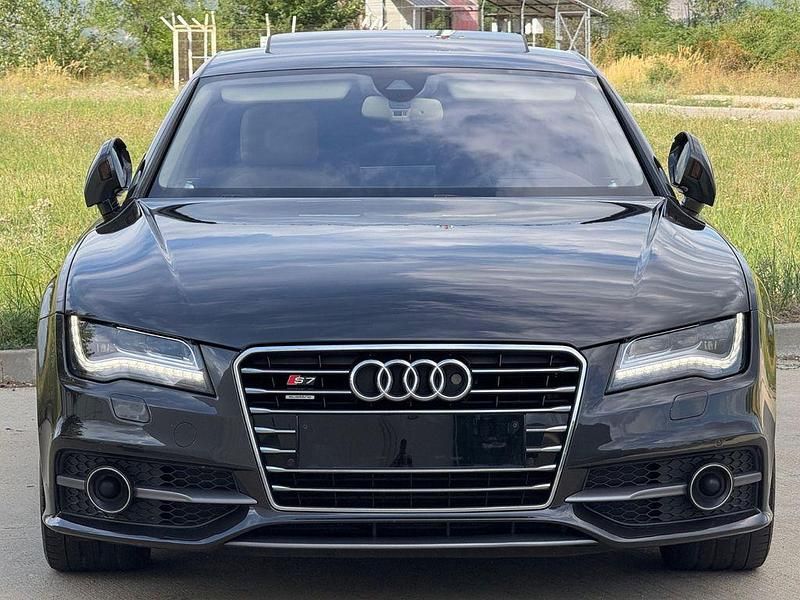 Grau Gebraucht 2011 Audi A7 Exclusive Kleinwagen | 16.990 € (Etwas zu teuer) - Bild 1/4