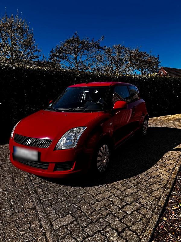 Gebraucht Suzuki Swift 92 PS (67 kW) 2008 Rot Kleinwagen