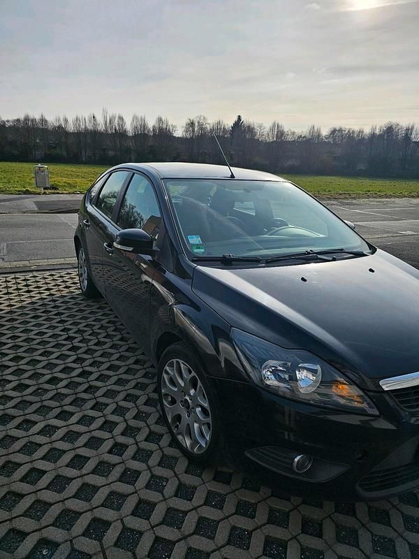 Gebraucht Ford Focus Sport 125 PS (91 kW) 2009 Schwarz Limousine