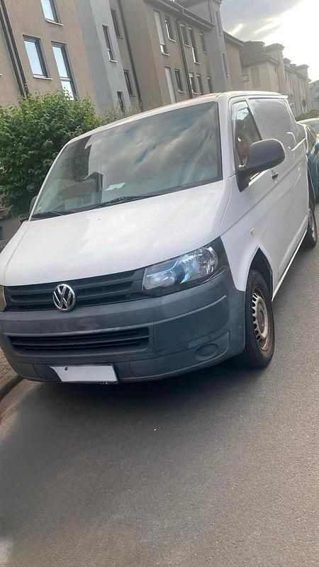 Weiß Gebraucht 2012 VW T5 Van | 5.400 € - Bild 1/4