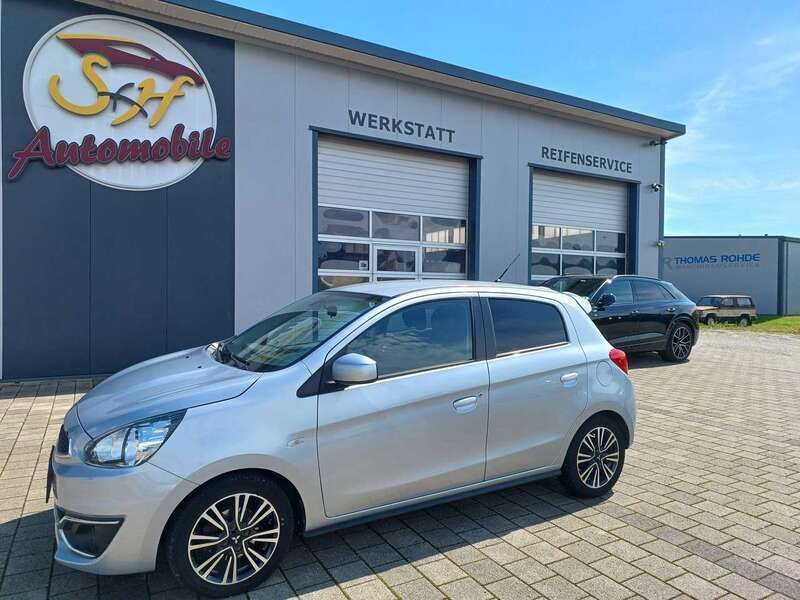 Silber Gebraucht 2018 Mitsubishi Space Star Edition Kleinwagen | 8.650 € (Fairer Preis) - Bild 1/4