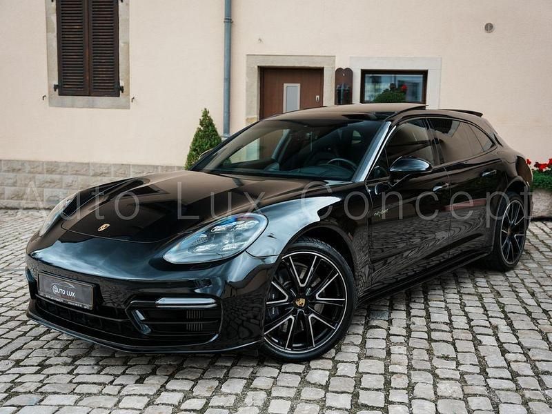 Schwarz Gebraucht 2020 Porsche Panamera 4 Sport Turismo Limousine | 64.890 € (Fairer Preis) - Bild 1/4