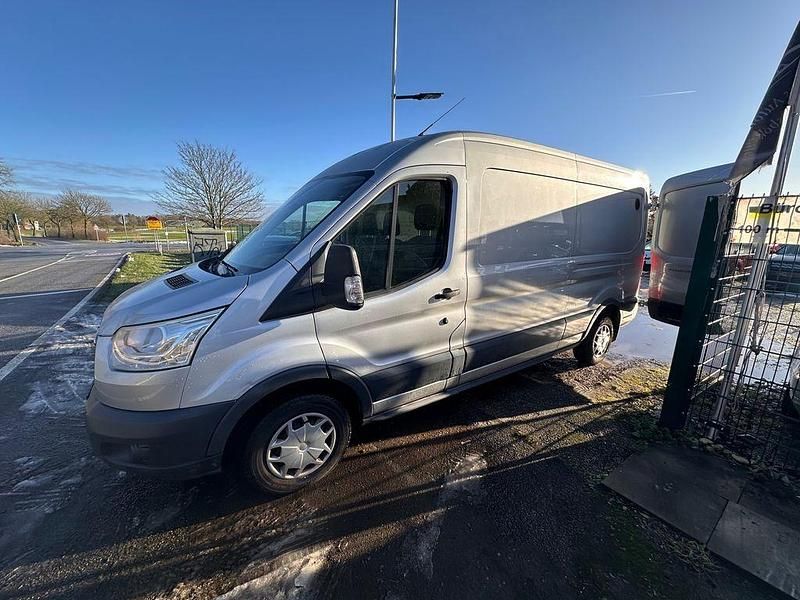 Gebraucht Ford Transit 131 PS (96 kW) 2017 Silber Van / Kleinbus
