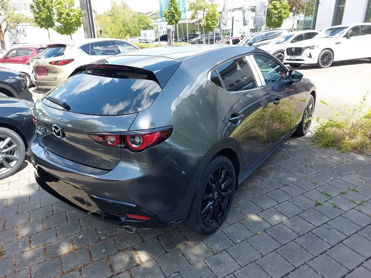Neu Mazda 3 Homura-Line 140 PS (102 kW) 2026