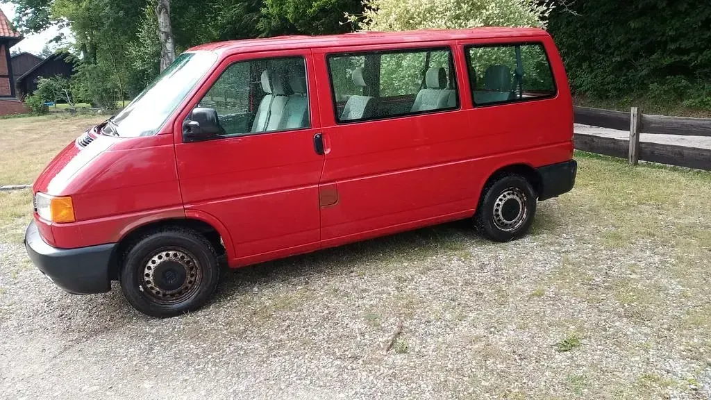 Gebraucht VW T4 88 PS (64 kW) 2003 Rot Van