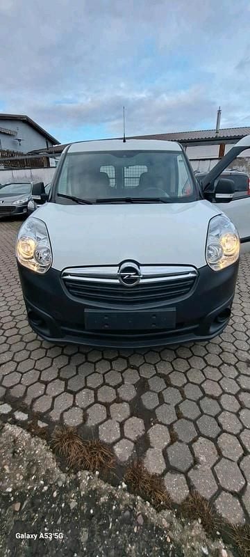 Usado Opel Combo 2018 Branco Monovolume