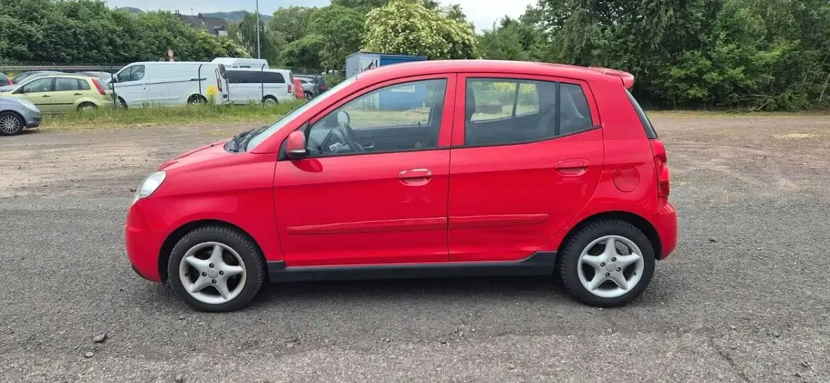 Gebraucht Kia Picanto Attract 65 PS (47 kW) 2009 Rot Kleinwagen