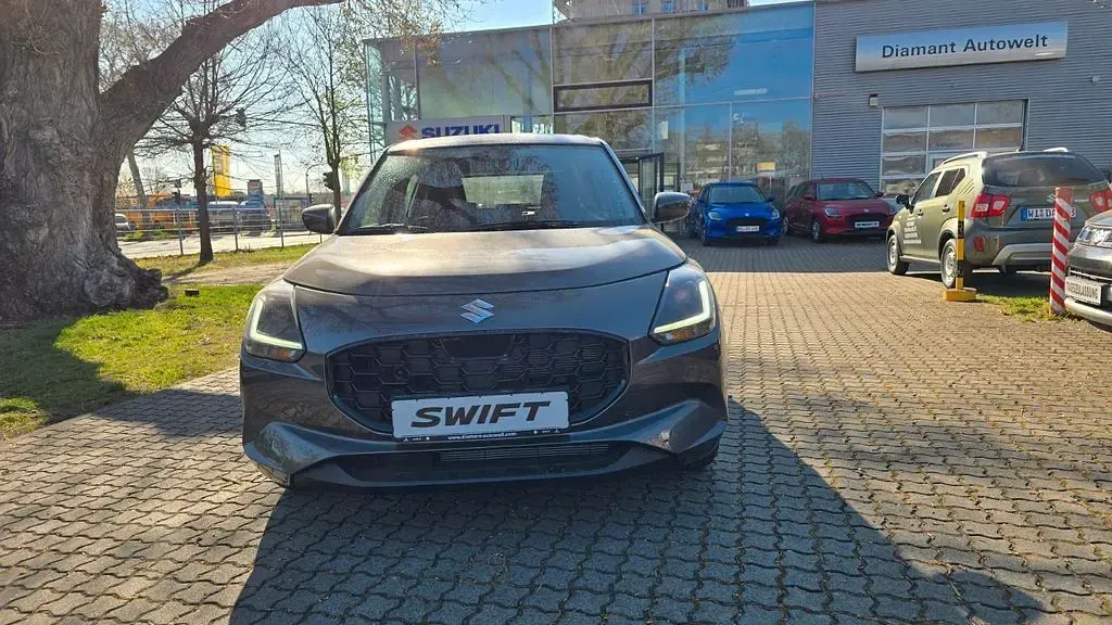 Neu Suzuki Swift Club 83 PS (61 kW) 2025 Grau Kleinwagen
