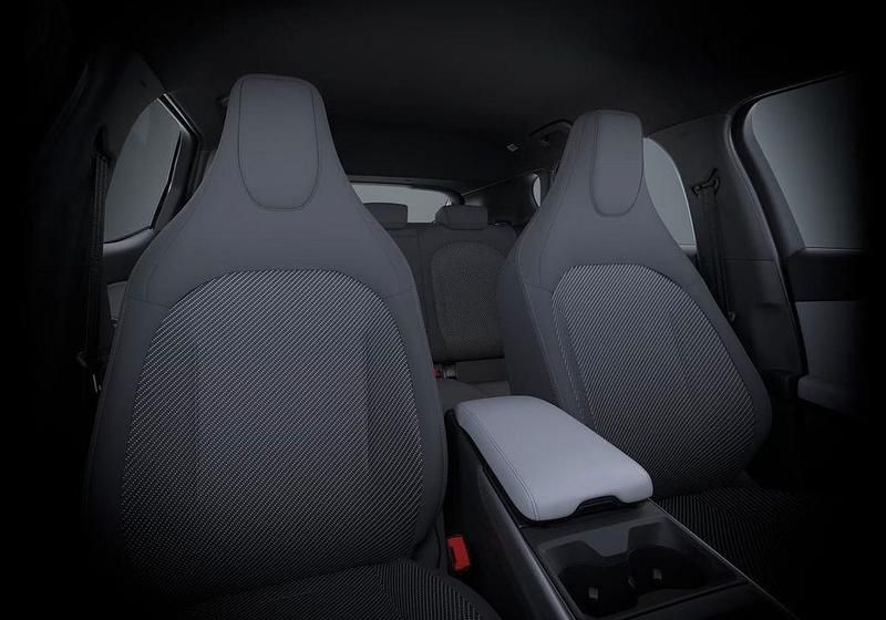 Neu Ford Capri Extended Range 210 kW (286 PS) 2025 Gelb SUV