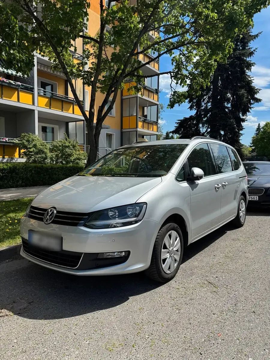 Gebraucht VW Sharan 140 PS (102 kW) 2011 Silber Van / Kleinbus