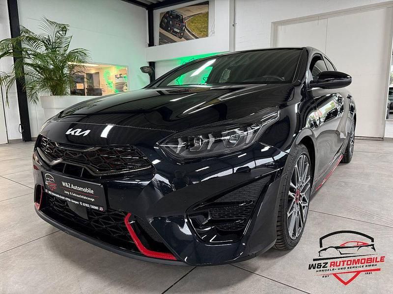 Schwarz Gebraucht 2024 Kia ProCeed Kleinwagen | 29.980 € (Fairer Preis) - Bild 1/4