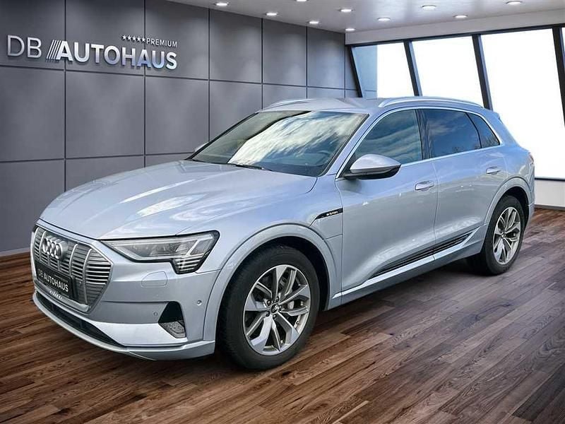 Gebraucht Audi e-tron Advanced Plus 300 kW (408 PS) 2022 Silber SUV