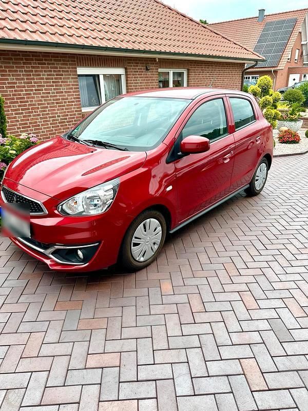 Rot Gebraucht 2019 Mitsubishi Space Star Kleinwagen | 5.950 € (Fairer Preis) - Bild 1/4
