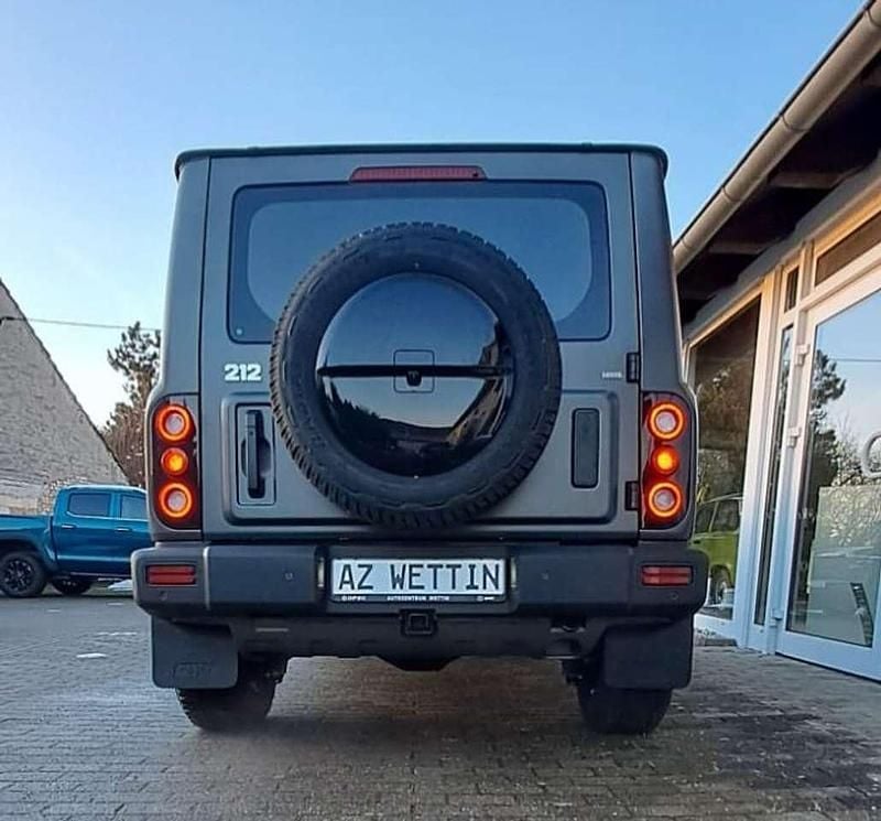 Neu BAW 212 166 PS (122 kW) 2026 Grau matt SUV