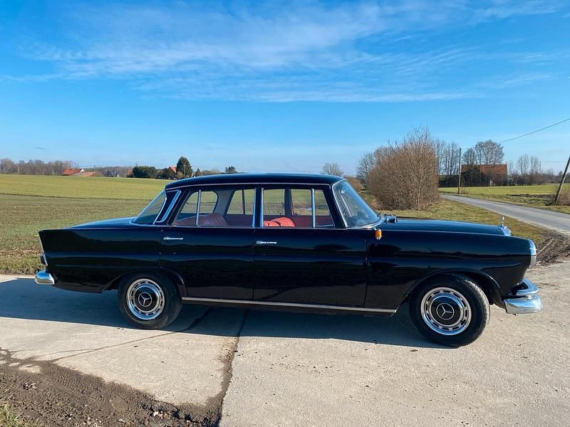 Gebraucht Mercedes 190 55 PS (40 kW) 1964 Schwarz Limousine