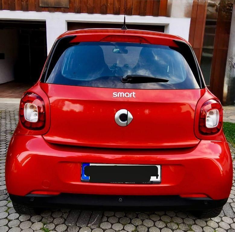 Gebraucht Smart ForFour Passion 90 PS (66 kW) 2016 Rot Kleinwagen