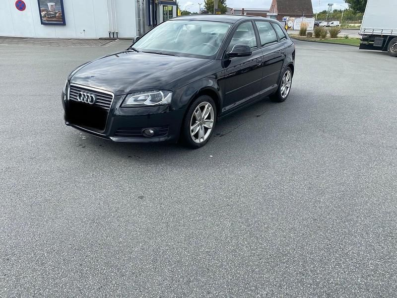 Schwarz Gebraucht 2009 Audi A3 Kleinwagen | 4.570 € (Guter Preis) - Bild 1/4