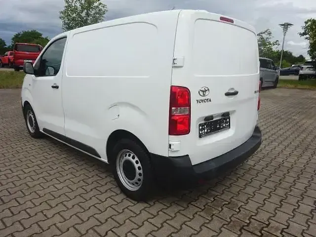 Gebraucht Toyota Proace Comfort 95 PS (69 kW) 2019 Andere Van / Kleinbus