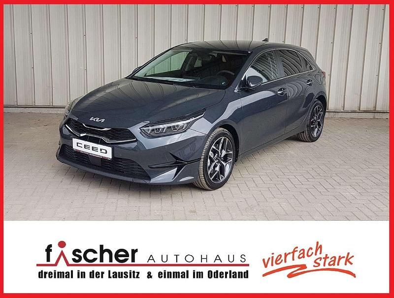 Pentametal Neu 2025 Kia Ceed 4 Limousine | 26.890 € (Fairer Preis) - Bild 1/4