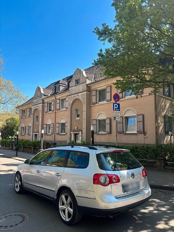 Usado VW Passat 140 HP (102 kW) 2010 Cinzento Sedan