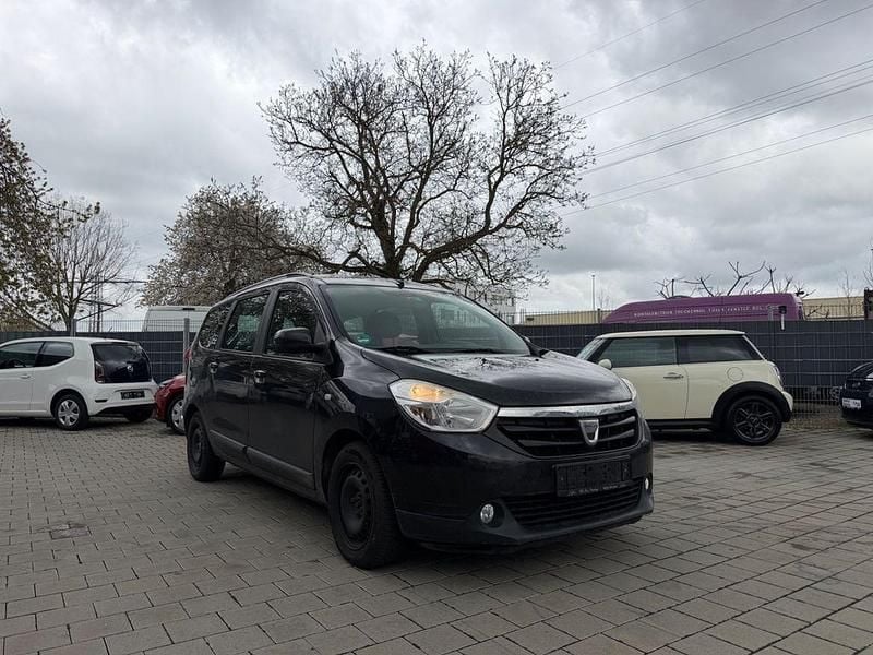 Gebraucht Dacia Lodgy Prestige 107 PS (78 kW) 2014 Schwarz Van / Kleinbus