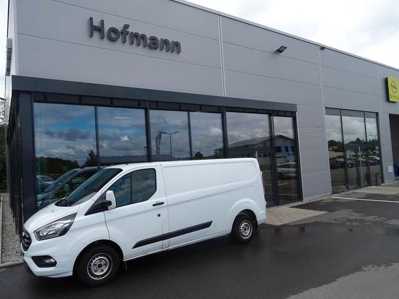 Gebraucht Ford Transit Custom Trend 131 PS (96 kW) 2021 Frostweiß Van