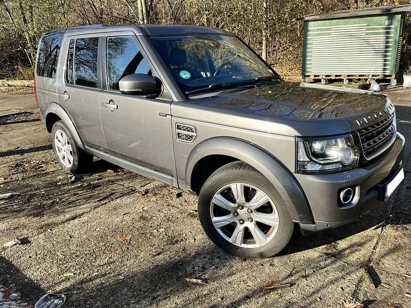 Grau Gebraucht 2014 Land Rover Discovery 4 SE SUV | 21.500 € (Teuer) - Bild 1/4