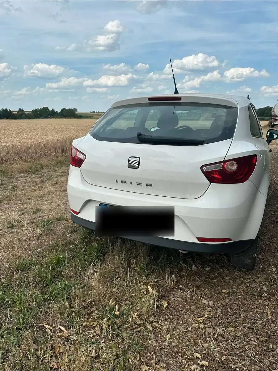 Gebraucht Seat Ibiza 75 PS (55 kW) 2011 Weiß Kleinwagen