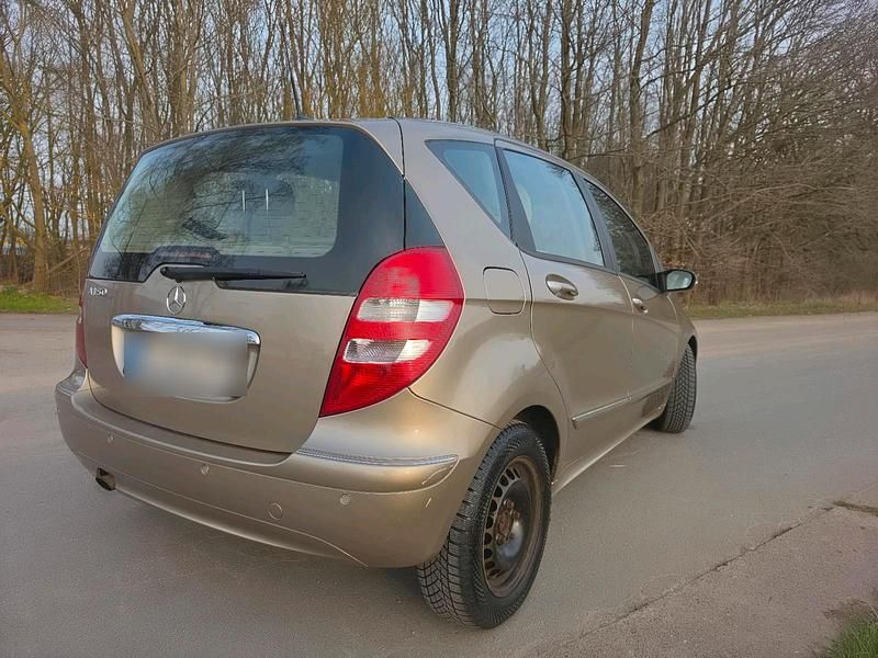 Gebraucht Mercedes A150 Elegance 95 PS (69 kW) 2005 Gold Kleinwagen