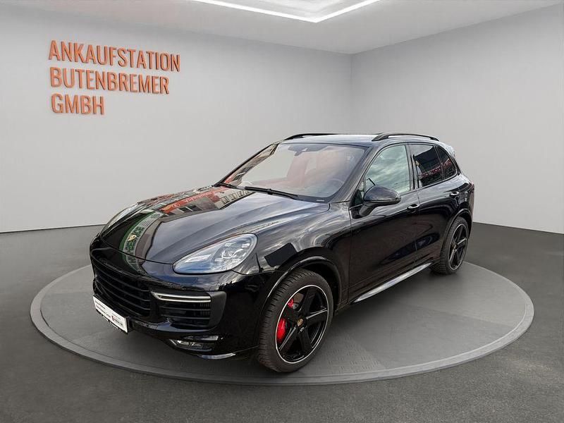 Schwarz Gebraucht 2016 Porsche Cayenne GTS SUV | 39.945 € (Etwas zu teuer) - Bild 1/4