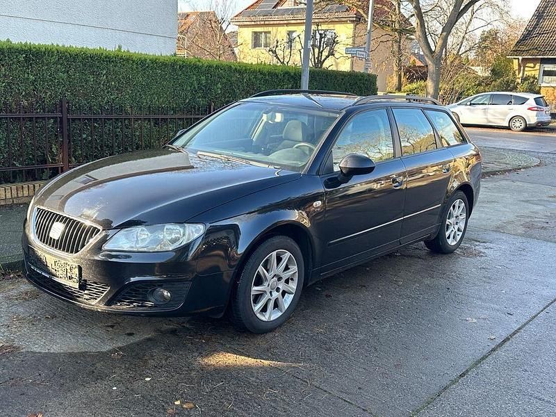 Schwarz Gebraucht 2010 Seat Exeo Style Limousine | 3.490 € (Guter Preis) - Bild 1/4