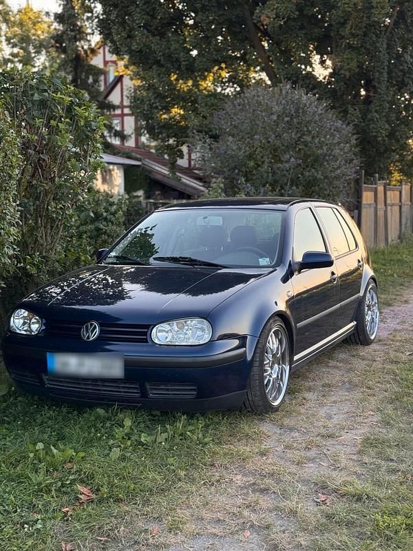 Gebraucht VW Golf IV 101 PS (74 kW) 2001 Blau Kleinwagen
