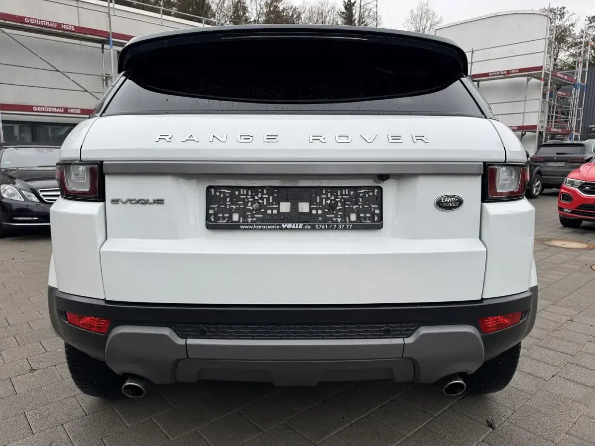Gebraucht Land Rover Range Rover evoque Pure 150 PS (110 kW) 2016 Weiß SUV