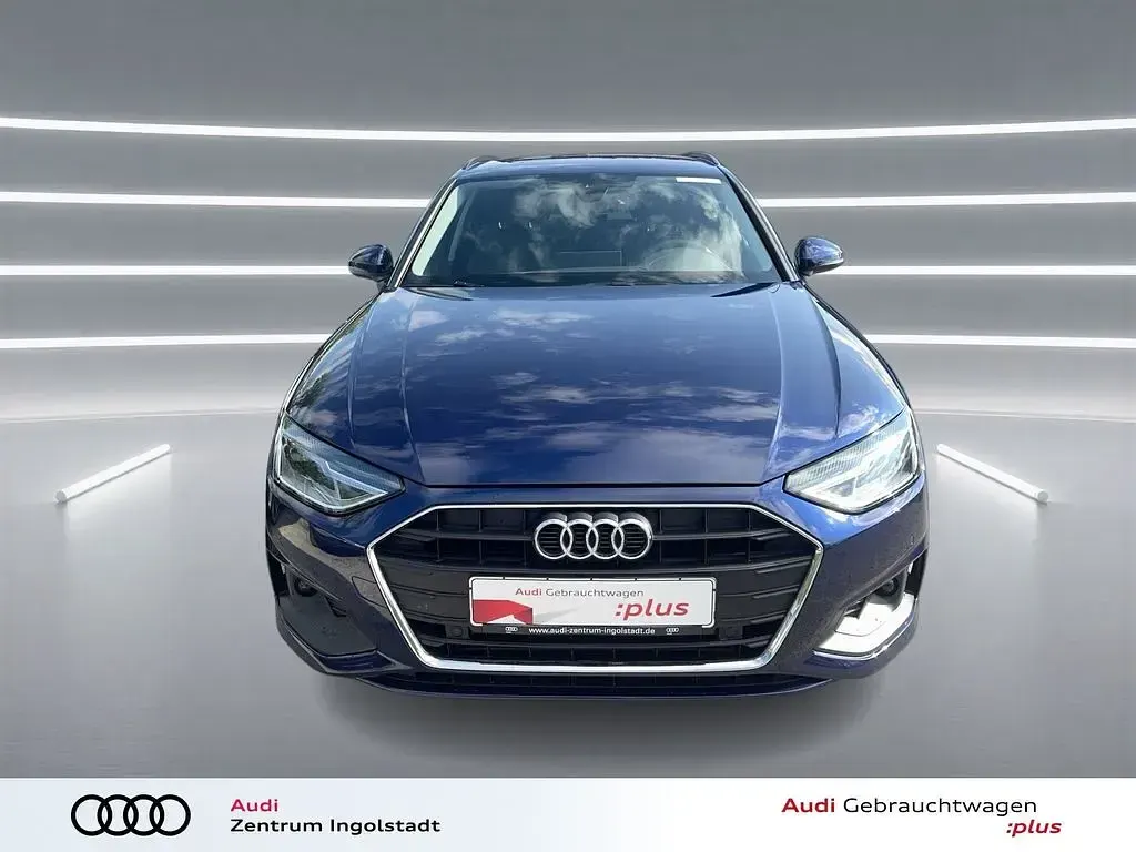 Gebraucht Audi A4 Performance 204 PS (150 kW) 2023 Navarrablau metallic Kombi