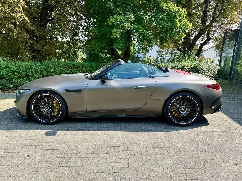 Gebraucht Mercedes SL63 AMG AMG 585 PS (430 kW) 2023 Grau Cabrio