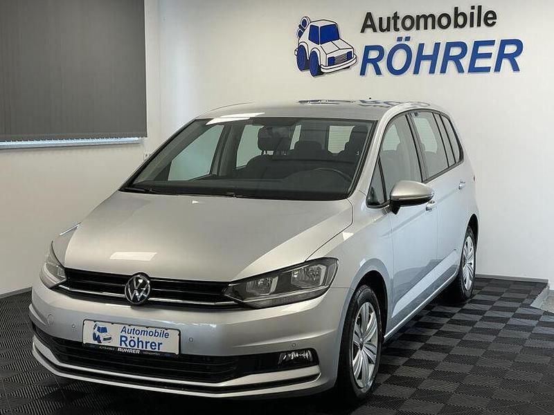 Silber Gebraucht 2021 VW Touran Van / Kleinbus | 20.990 € (Superpreis) - Bild 1/4