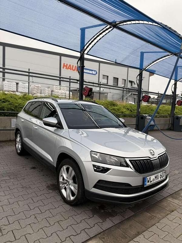 Gebraucht 2020 Skoda Karoq Drive SUV | 15.200 € (Fairer Preis) - Bild 1/4