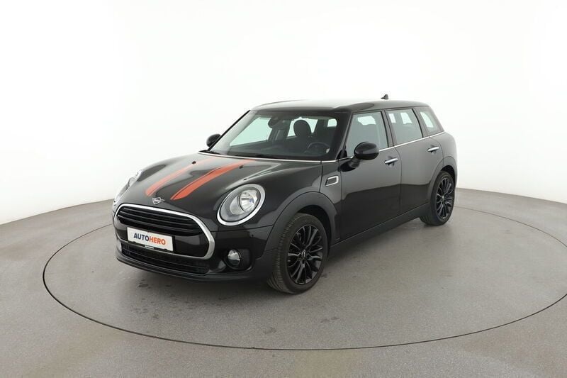 Schwarz Gebraucht 2018 Mini Cooper Clubman Kombi | 16.240 € (Guter Preis) - Bild 1/4